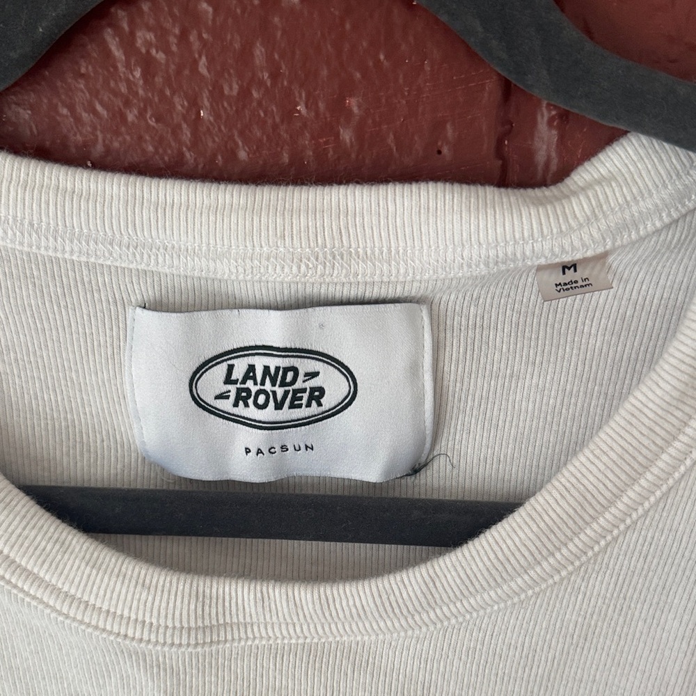 Land Rover Vintage Classic White Crop Tank Top - Picture 2 of 3